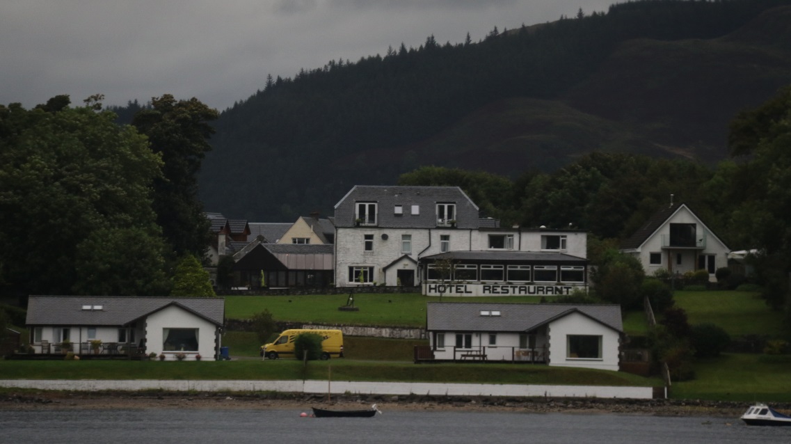 Lochnell Arms Hotel in North Conel