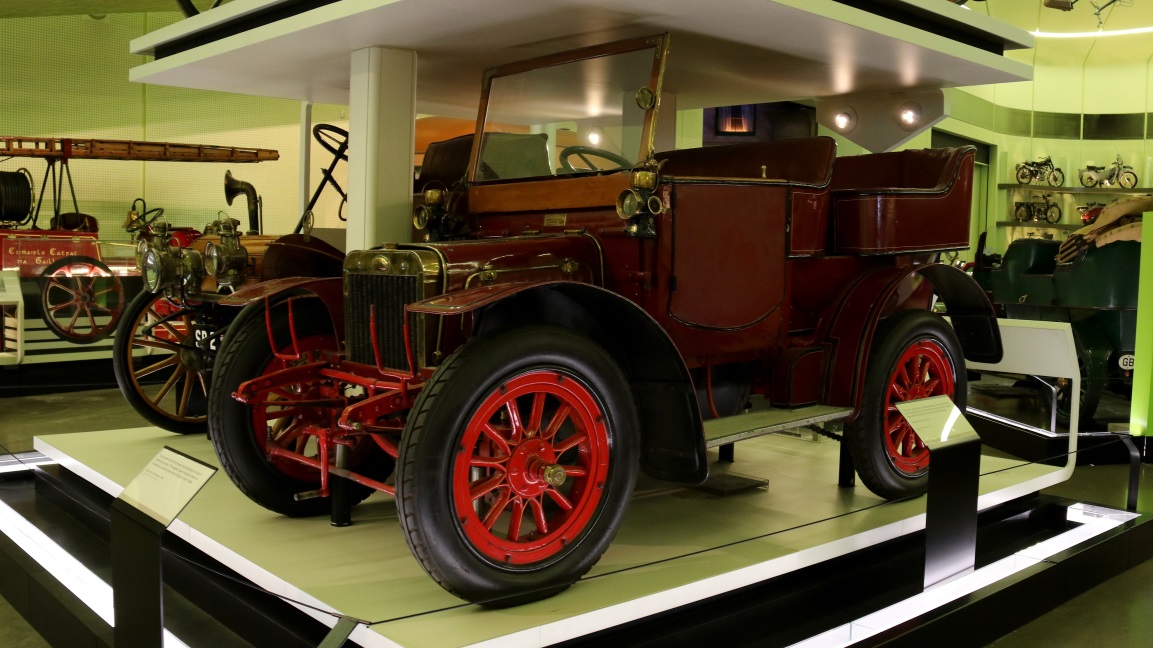 1904 Albion A3 Tonneau