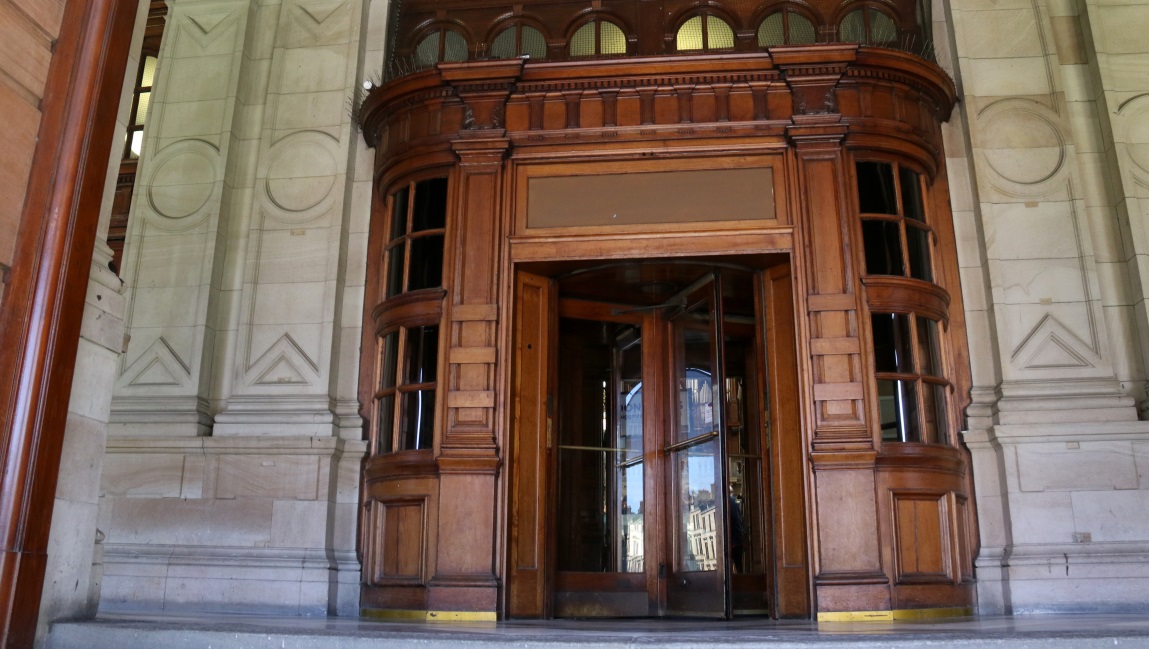Entrance to the Kelvingrove Museum