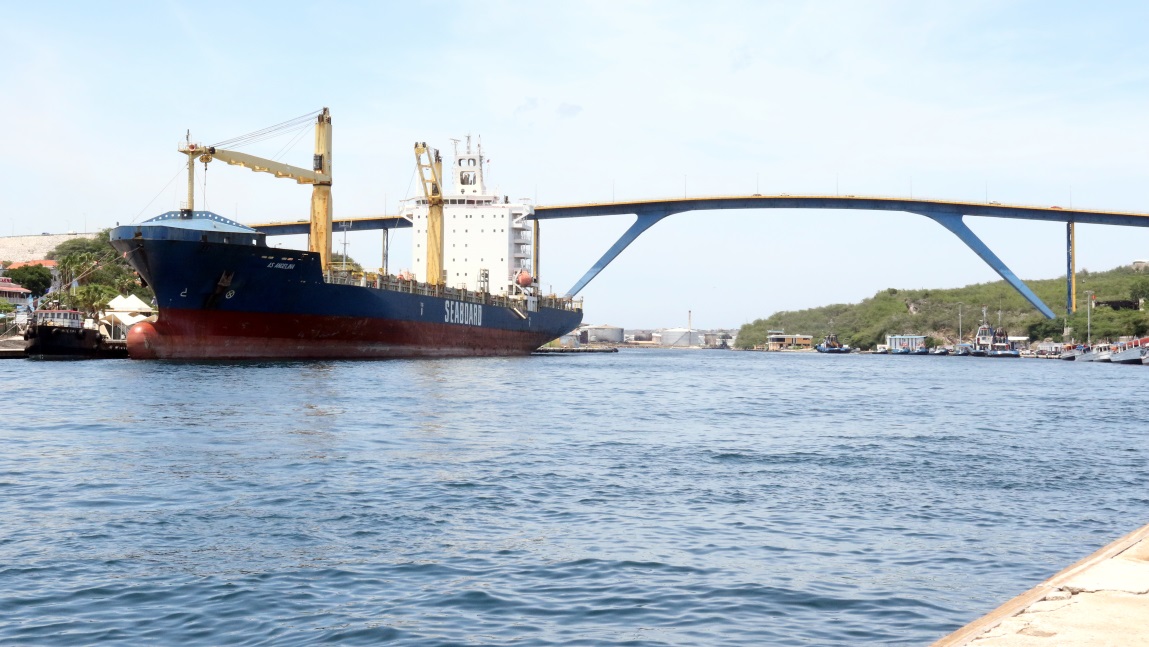 Bridge across Saint Anna Bay