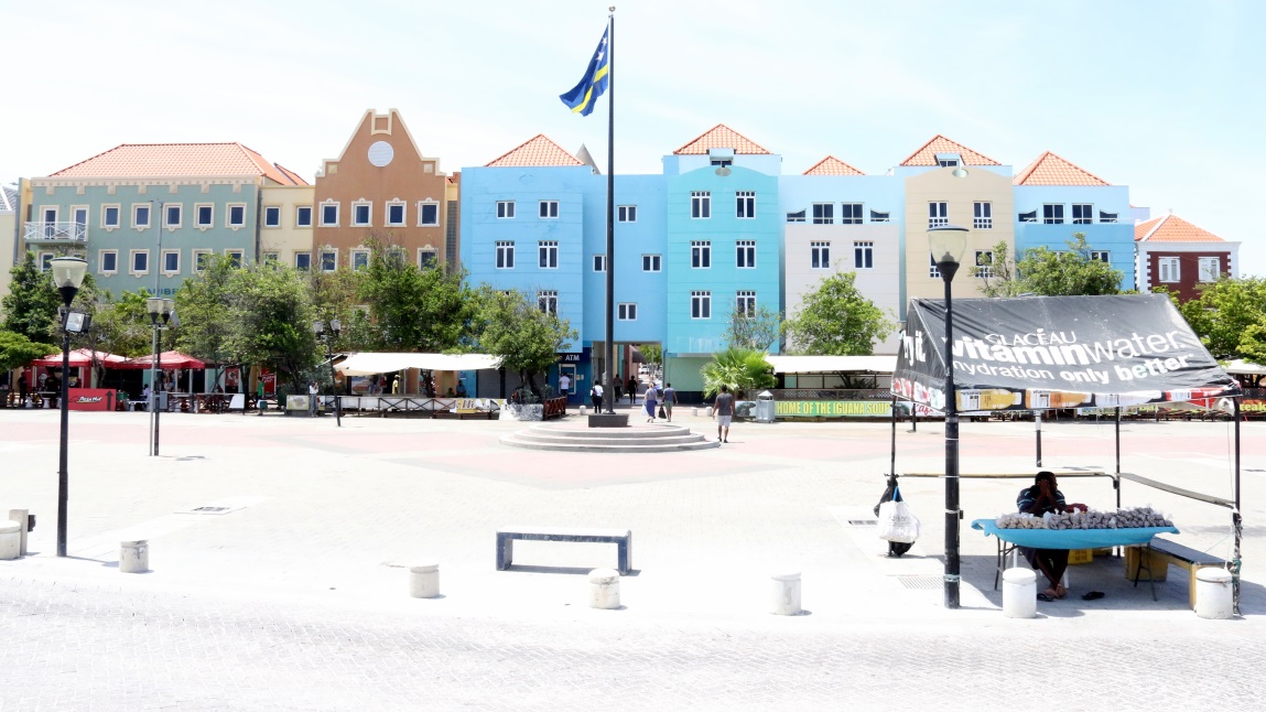 Plaza near the port