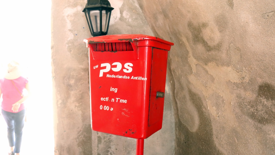 Netherlands Antillies mail box