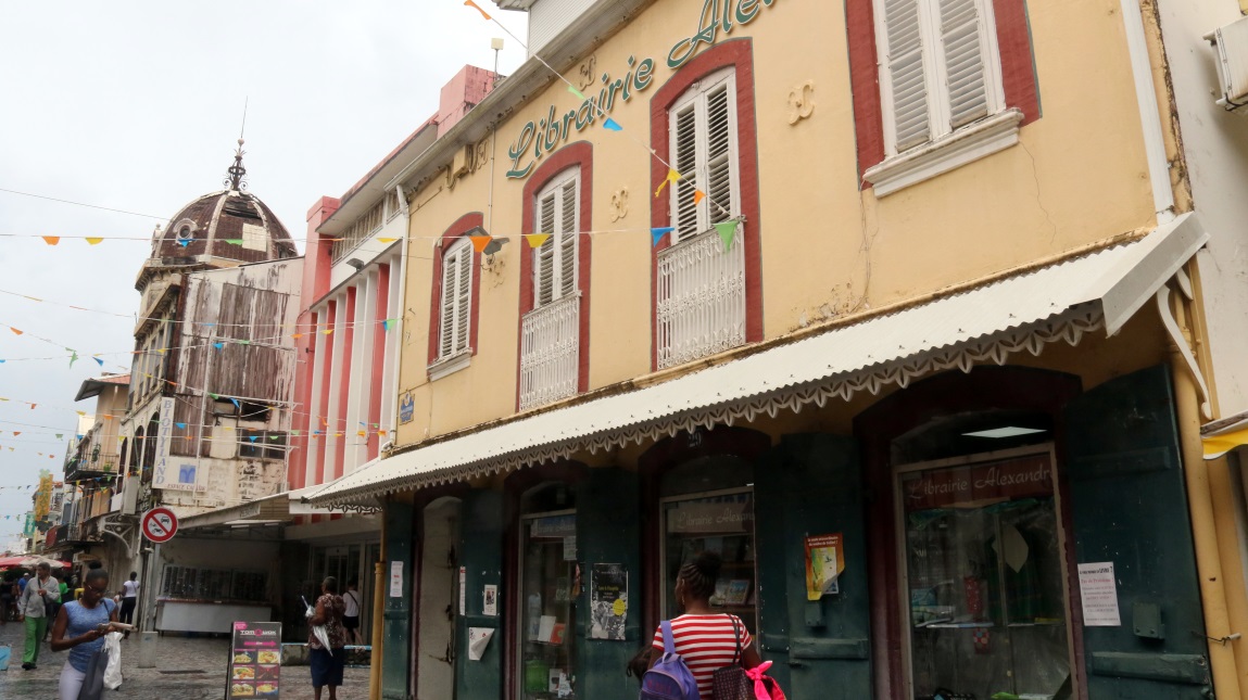 Walking down Rue de la Republique
