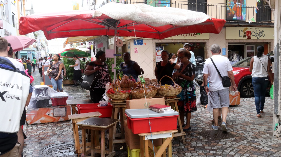 Street vendor