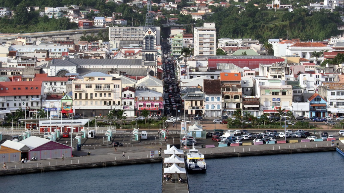 Rue Victor Schoelcher