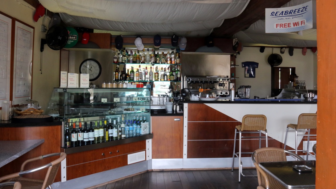 Seabreeze cafe and bar