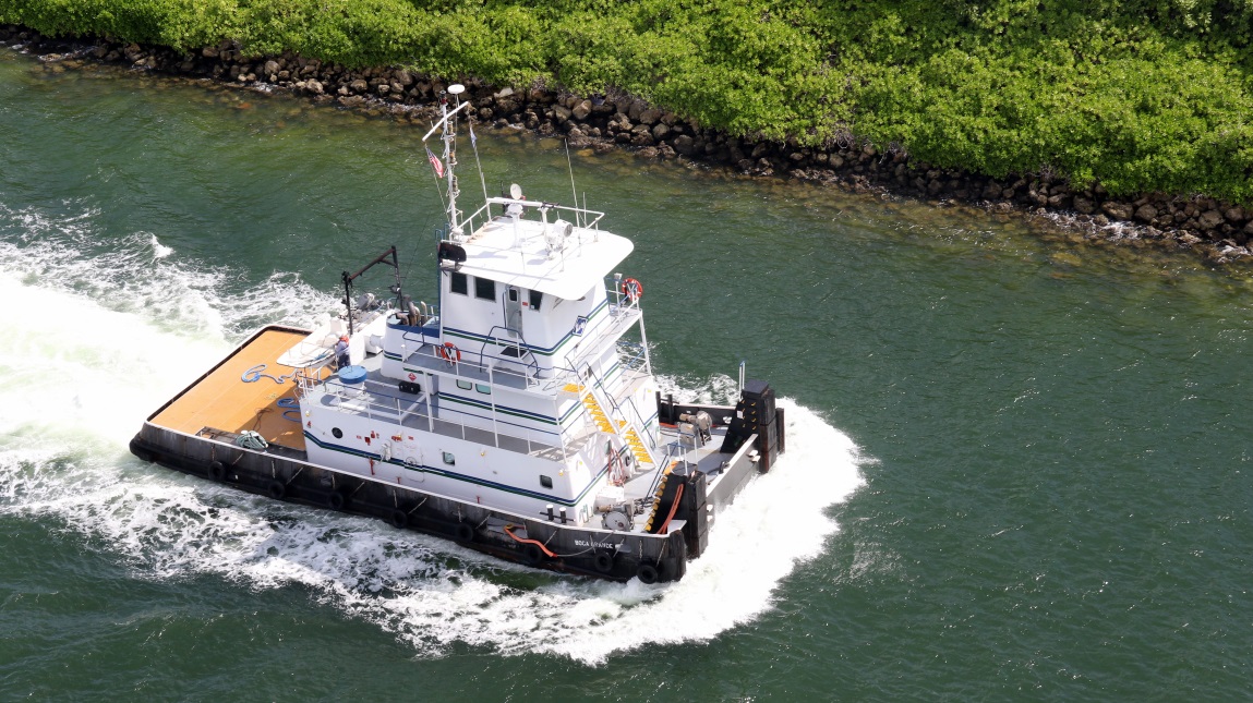 Square tug boat