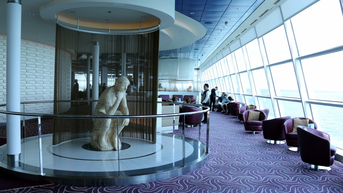 Thinker statue