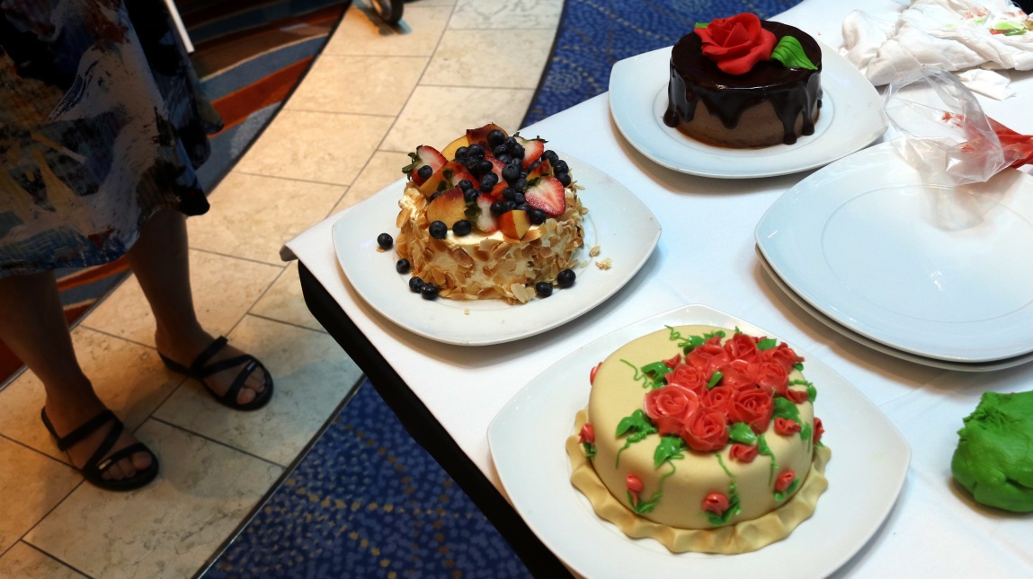 Cake decorating demonstration