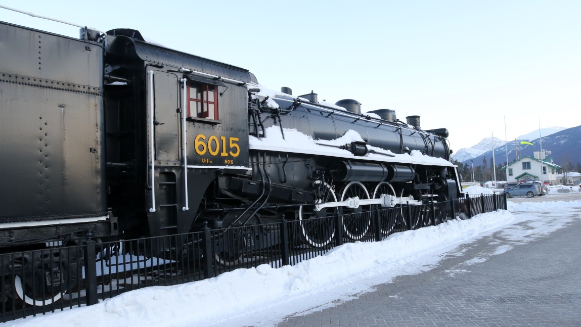 Mountain Engine 6015