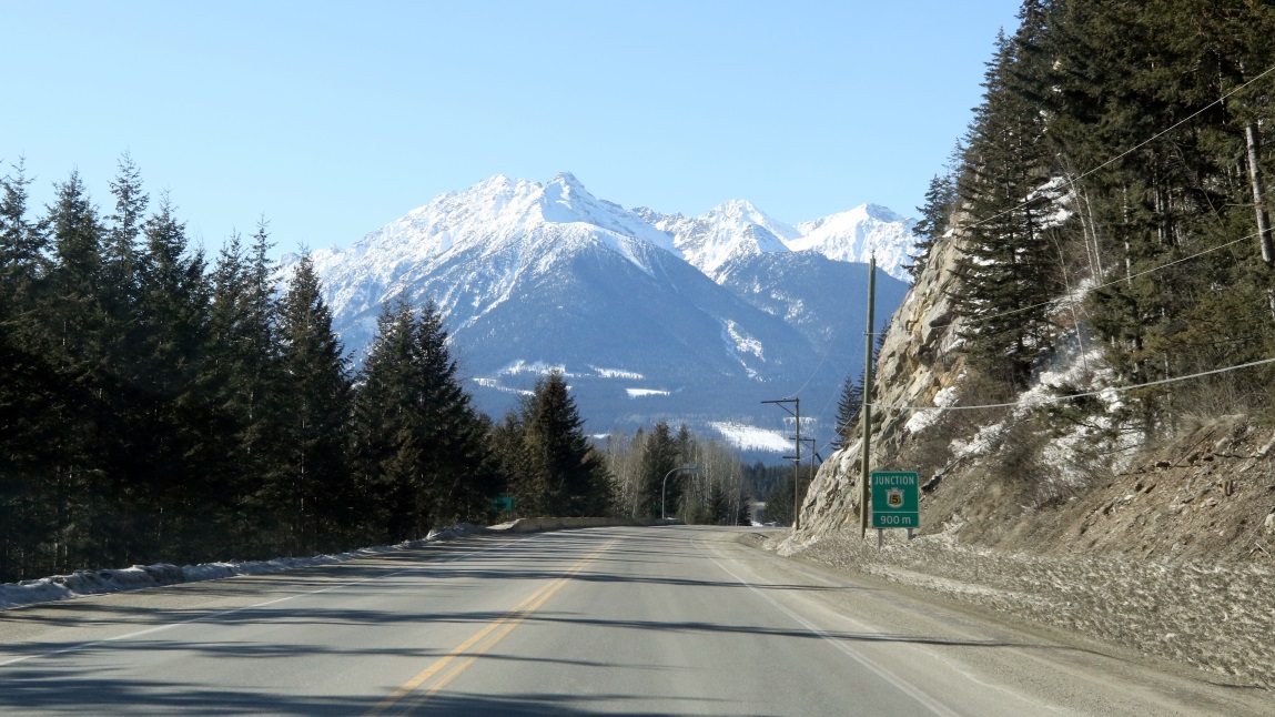 Approaching the junction with Route 5