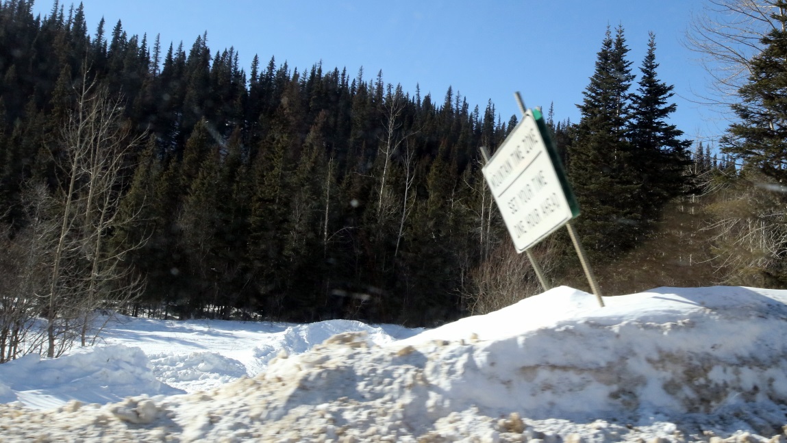 Time zone sign