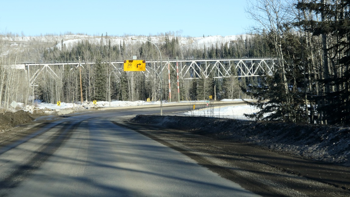 Rail bridge over the Pine River