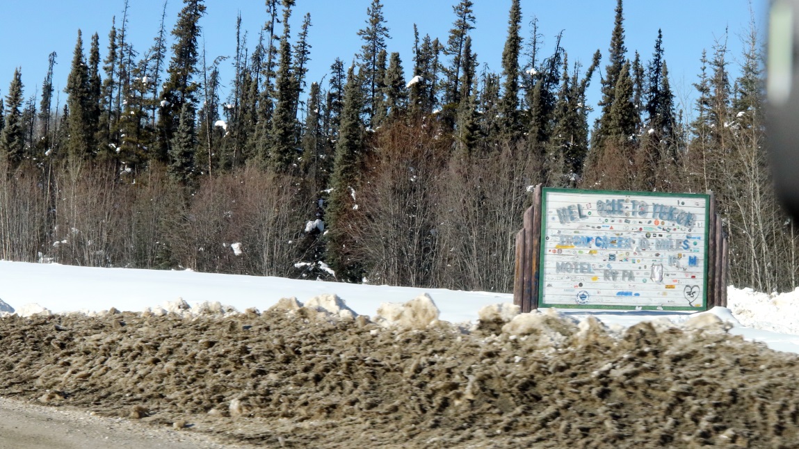 BC - Yukon Territory border crossing