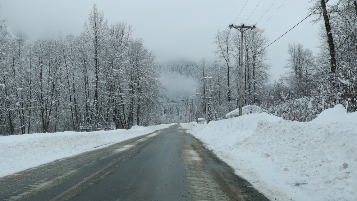 Departing Stewart after a large snowfall
