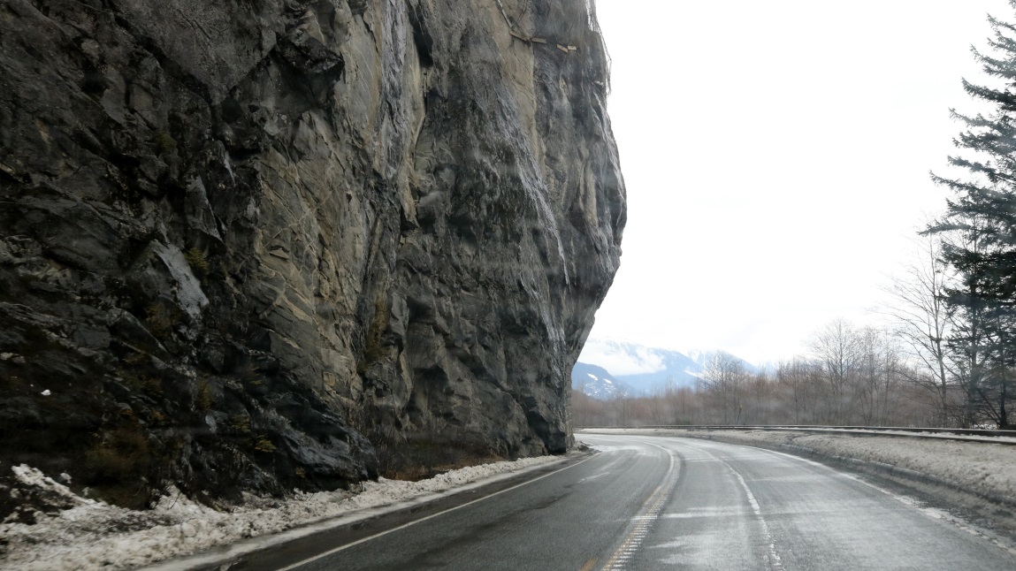 Extreme rock overhang