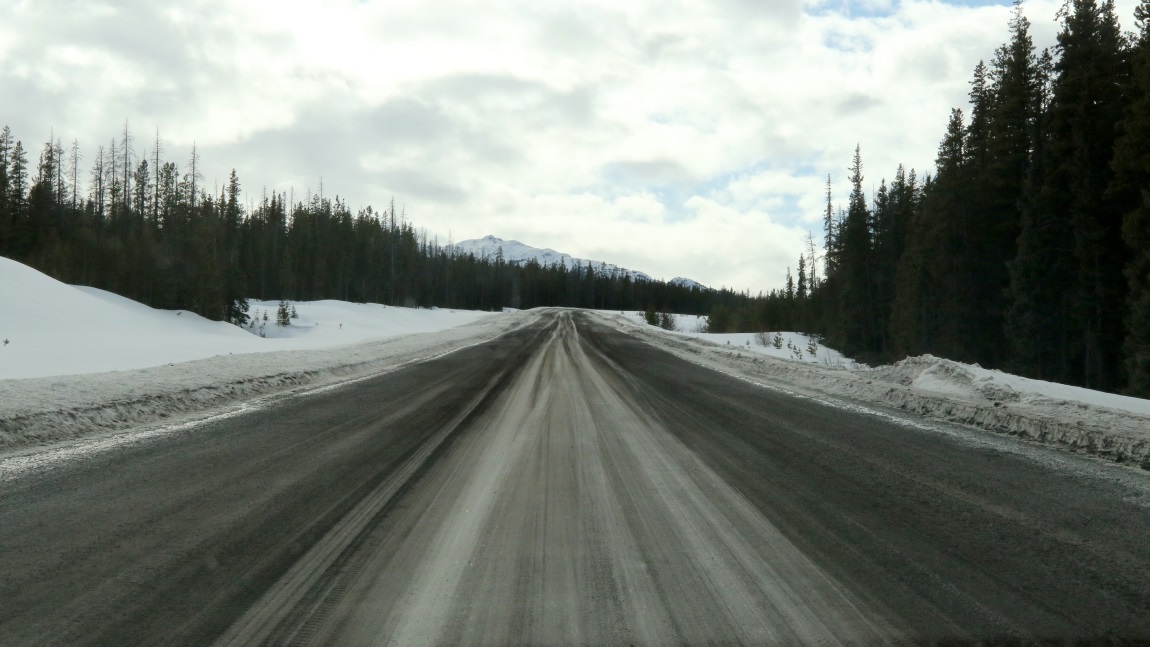 Unpaved section of road