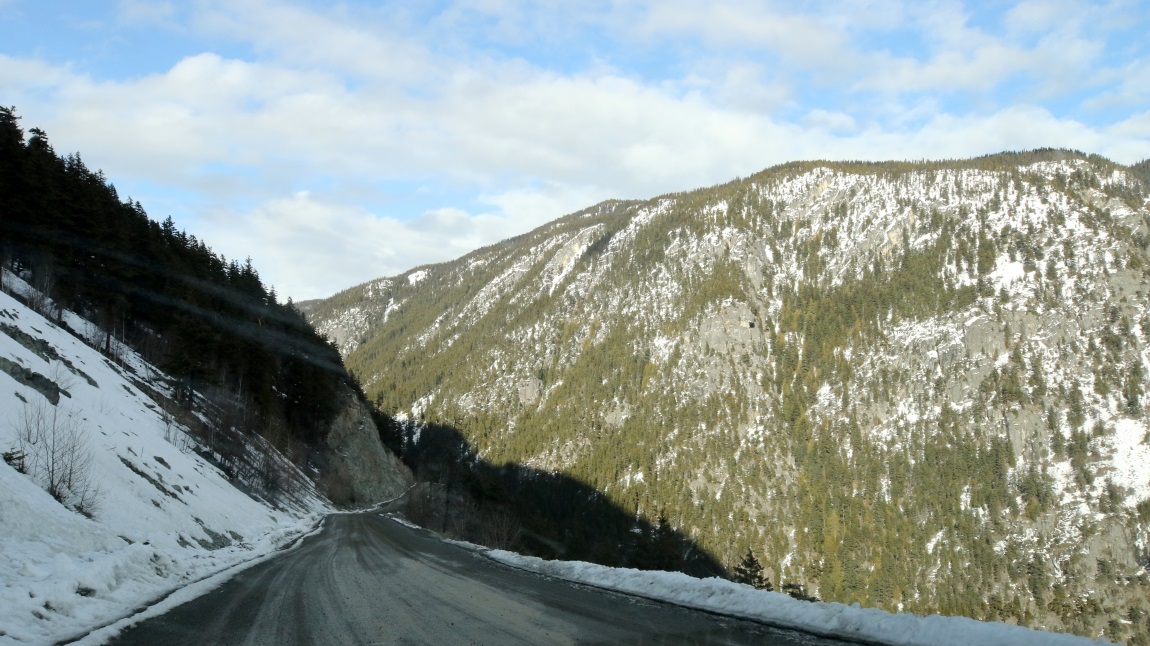 Descending Heckman Pass at 5 mph