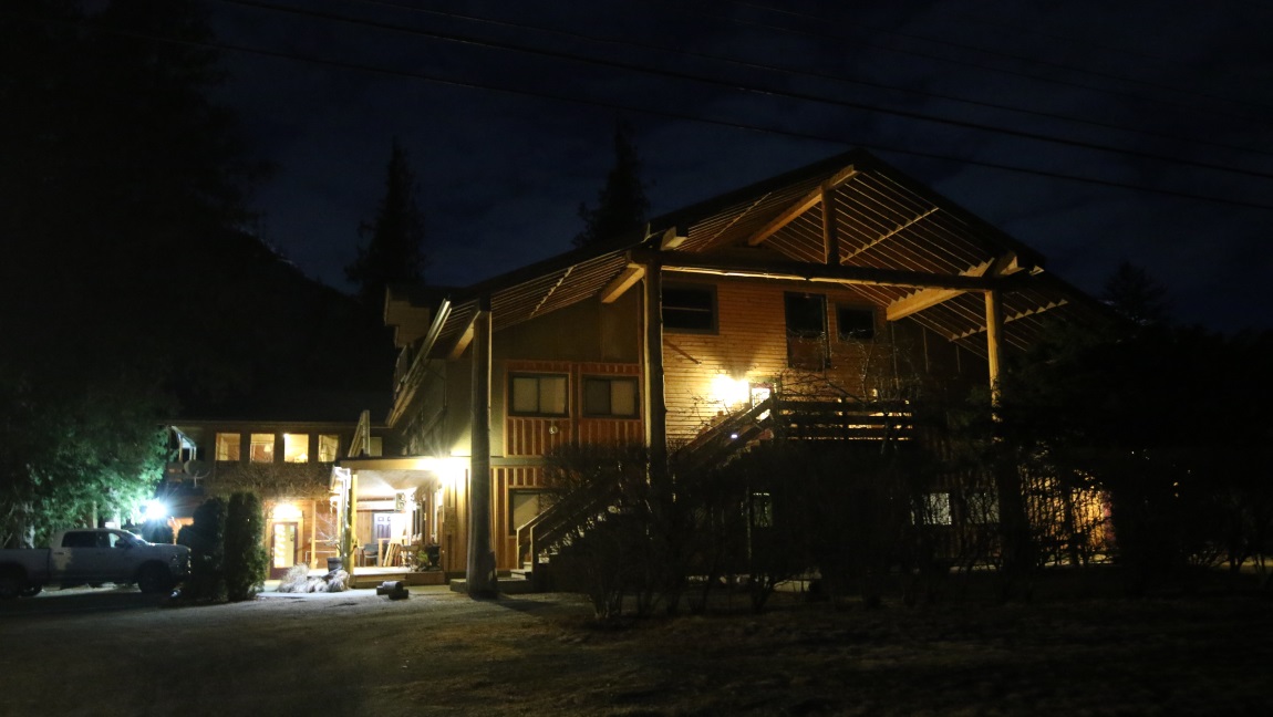 Night pictures at Bella Coola Mountain Lodge