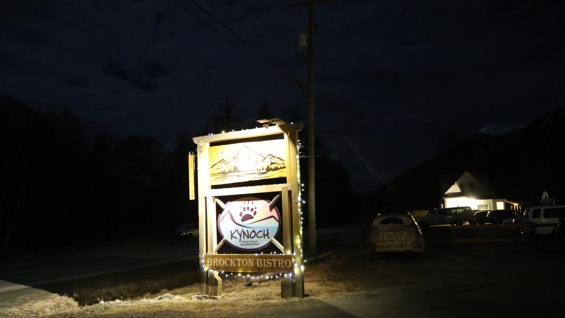Night pictures at Bella Coola Mountain Lodge
