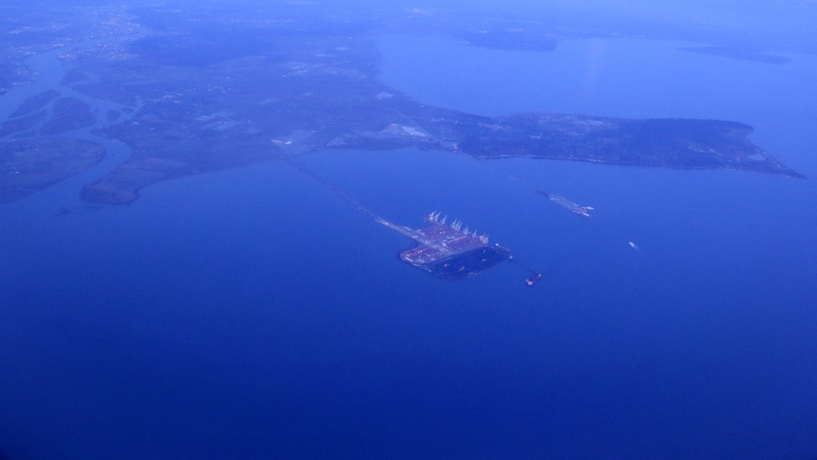 Roberts Bank Terminal 2 and Point Roberts