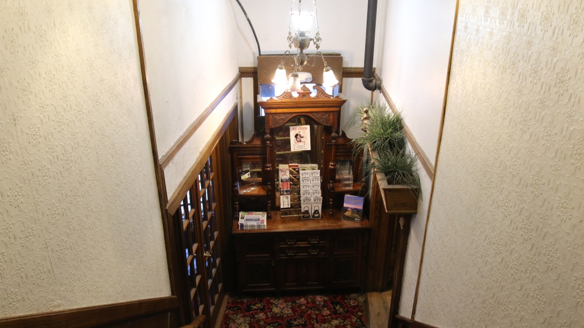 Inside the Alaskan Hotel