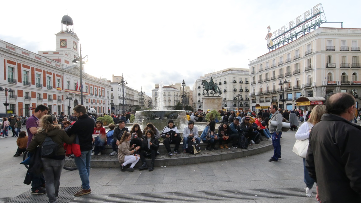 Puerta del Sol plaza