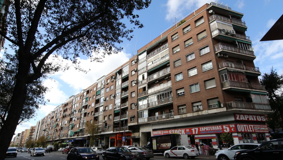 Looking West on Ronda de Atocha