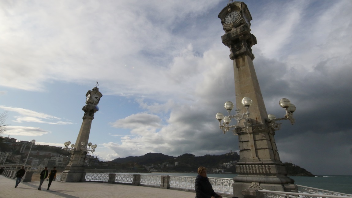 Kontxa Pasealekua walkway