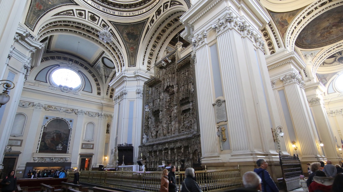 Inside the Baslica