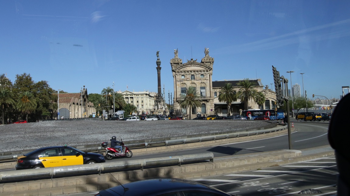 Plaza de les Drassanes