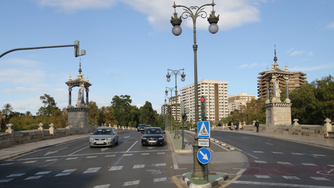 Pont del Real bridge