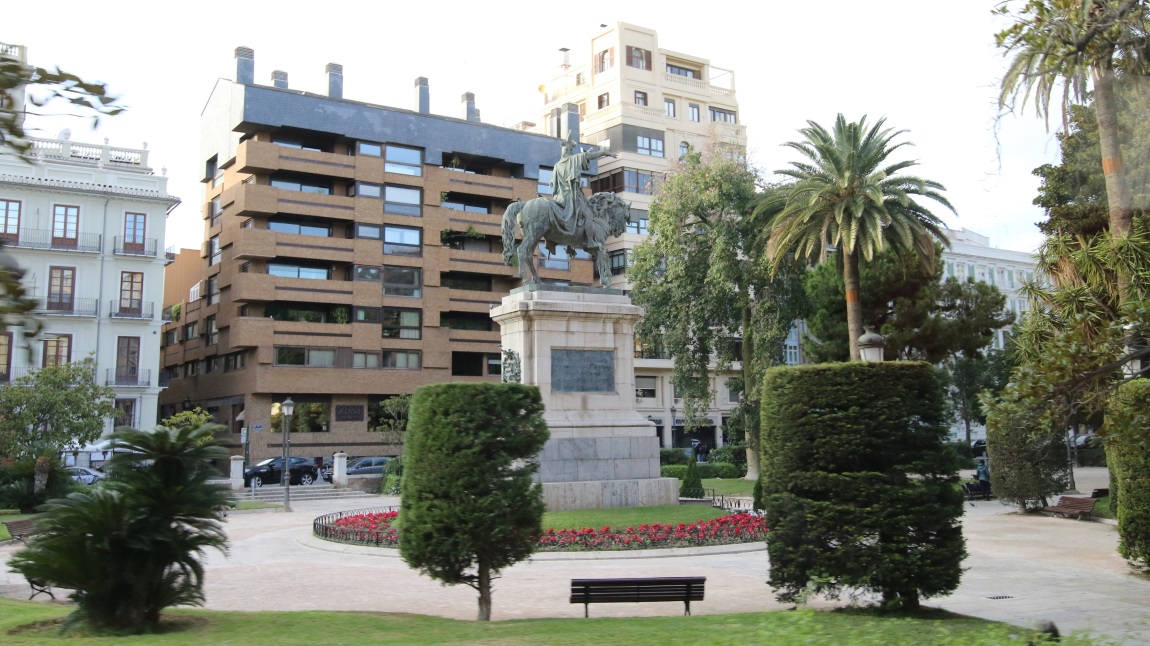 Monument to James I