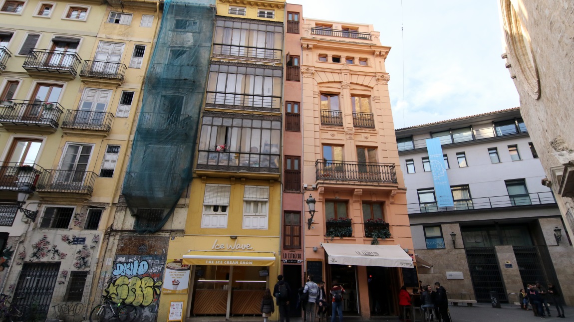 Narrowest building