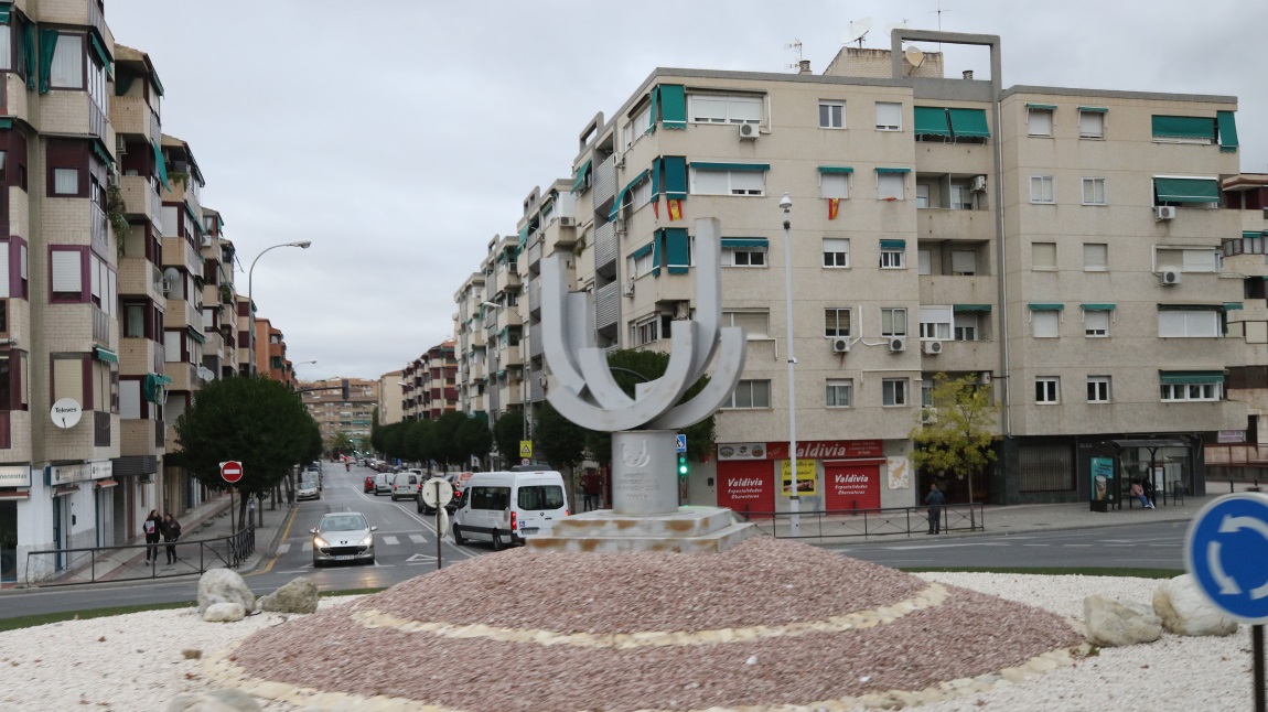 Unidentified sculpture