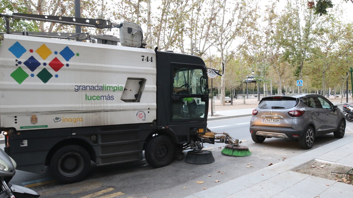 Street sweeper