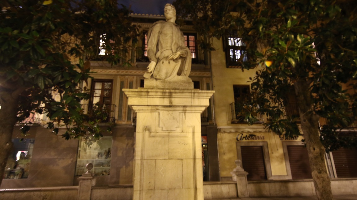 Statue of Alonso Cano