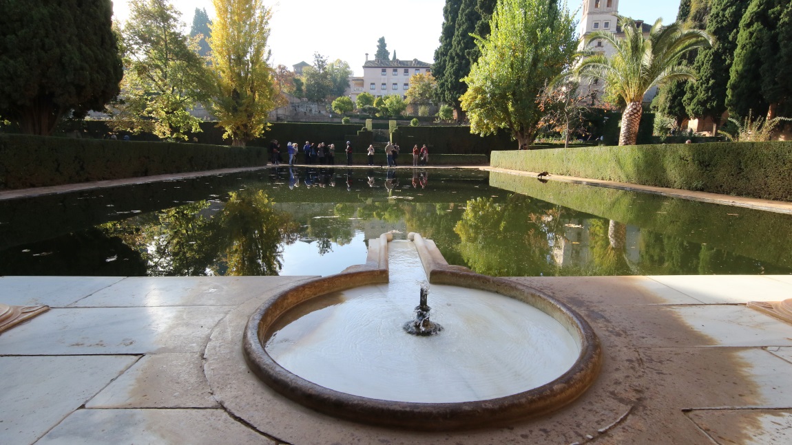 Reflecting pool