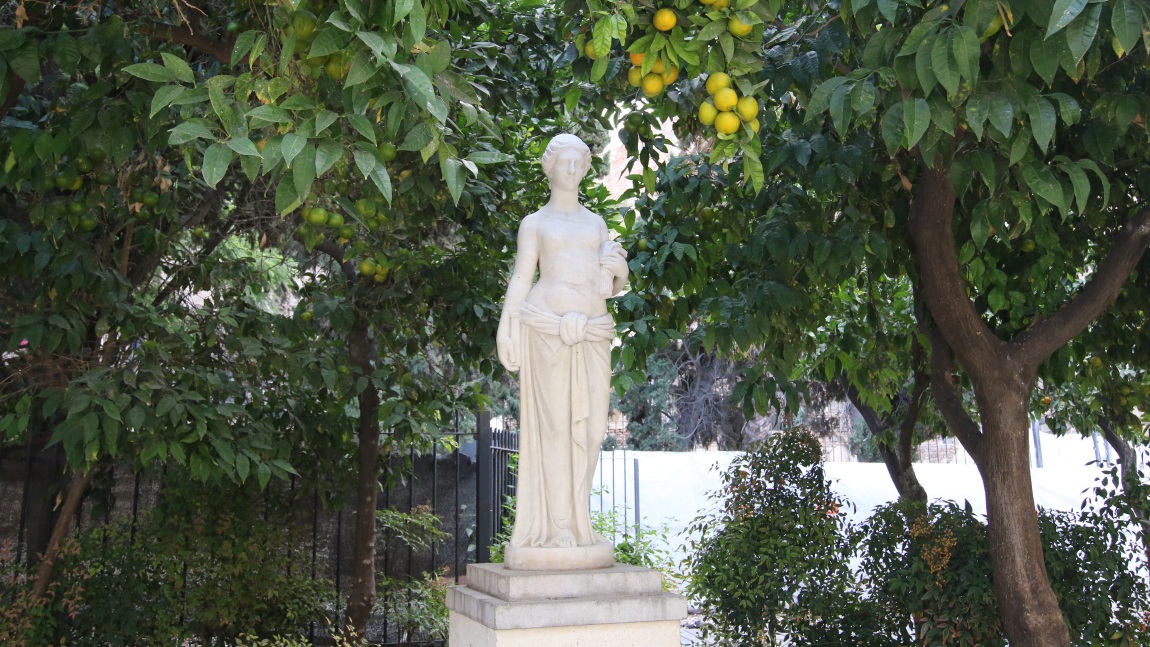 Statue