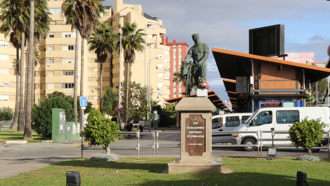 Monument to La Lnea's Workers