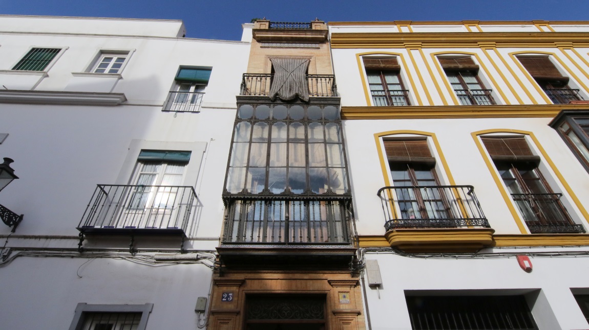 Great enclosed balcony