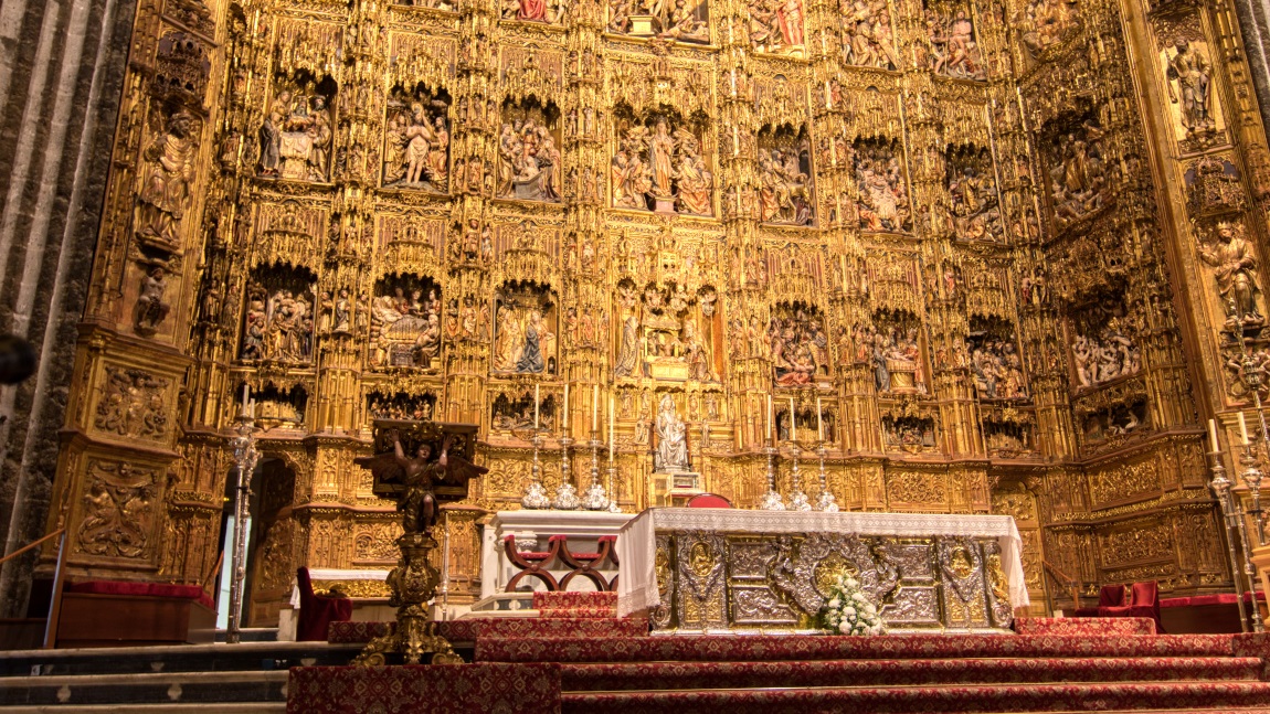 Bottom of the gold wall