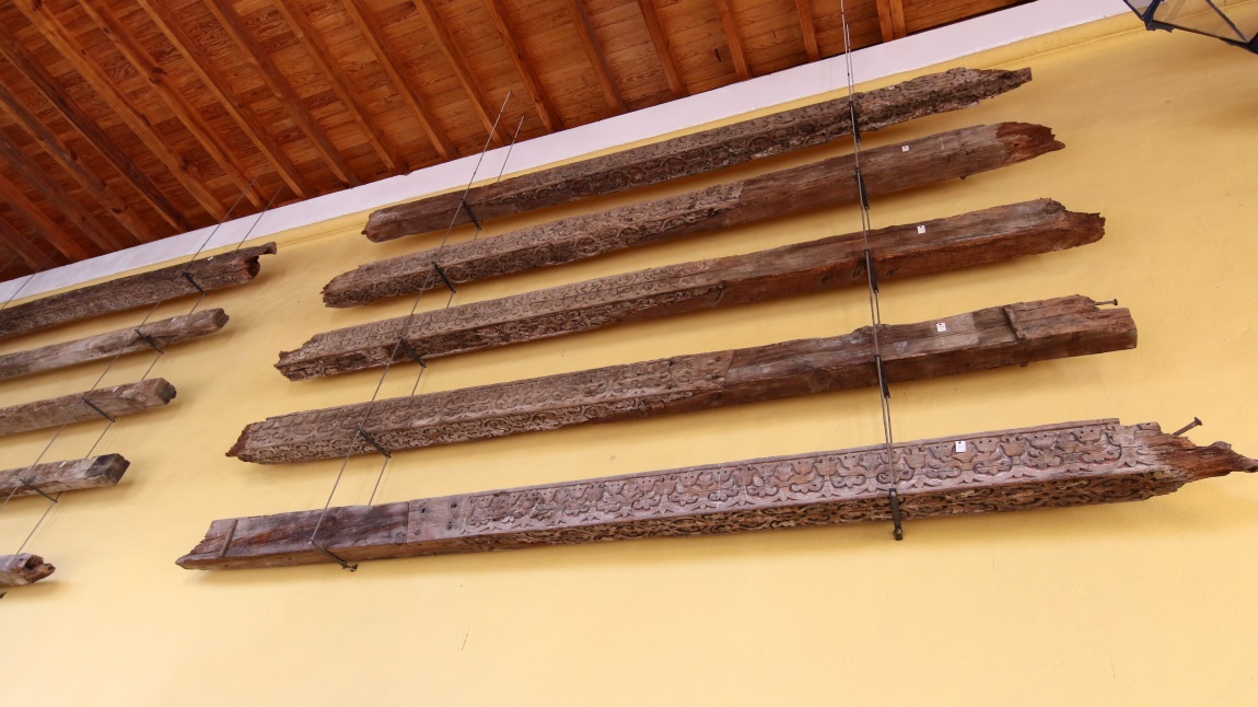 Mosque construction beams