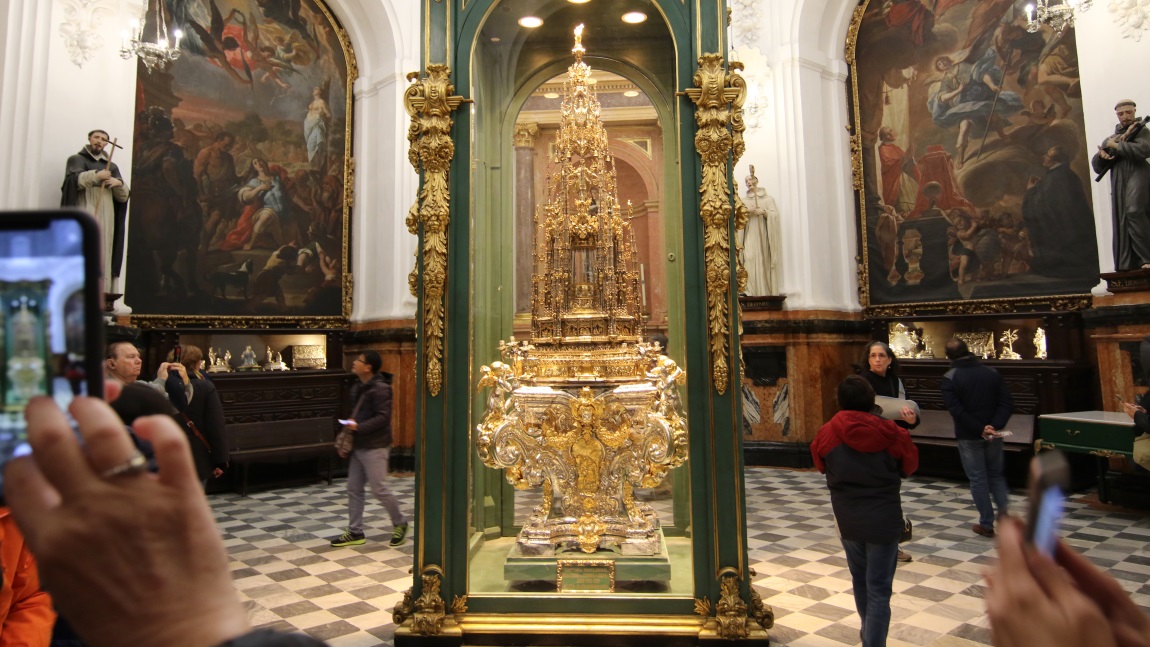 Massive silver and gold piece
