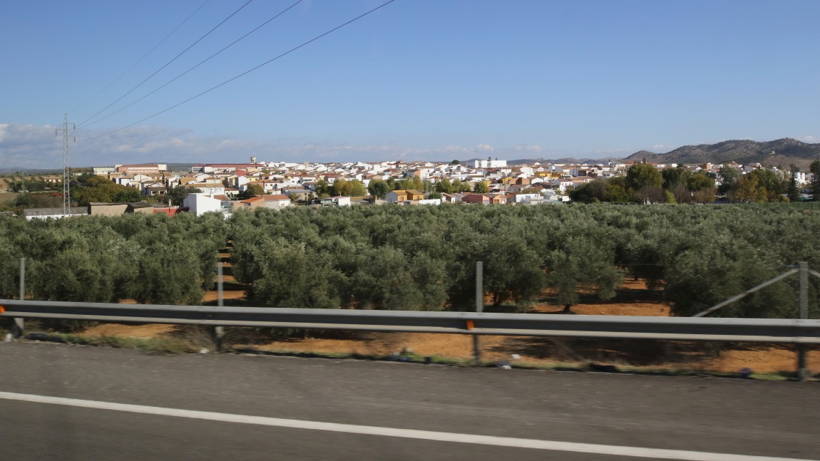 Passing the town of Guarromn