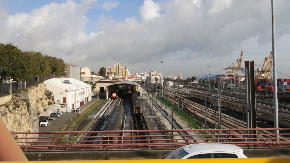 Avenue Mouzinho de Albuquerque bridge