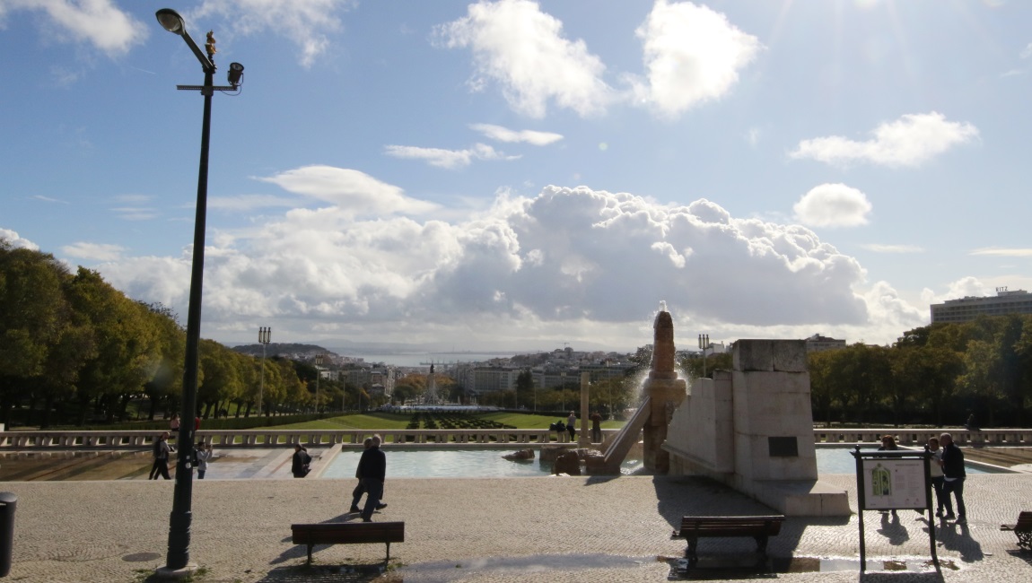 Monument to the 1974 revolution