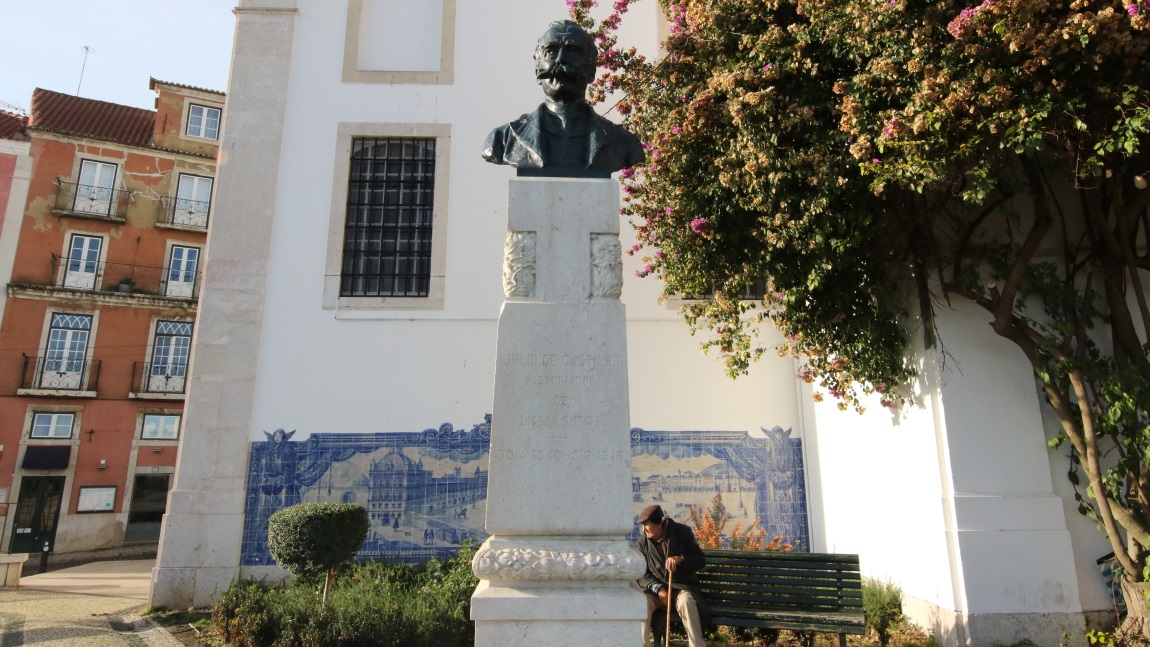 Plaza Jlio de Castilho