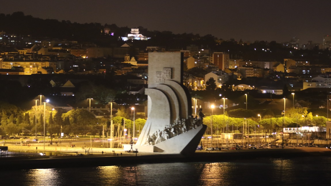 Padro dos Descobrimentos monument