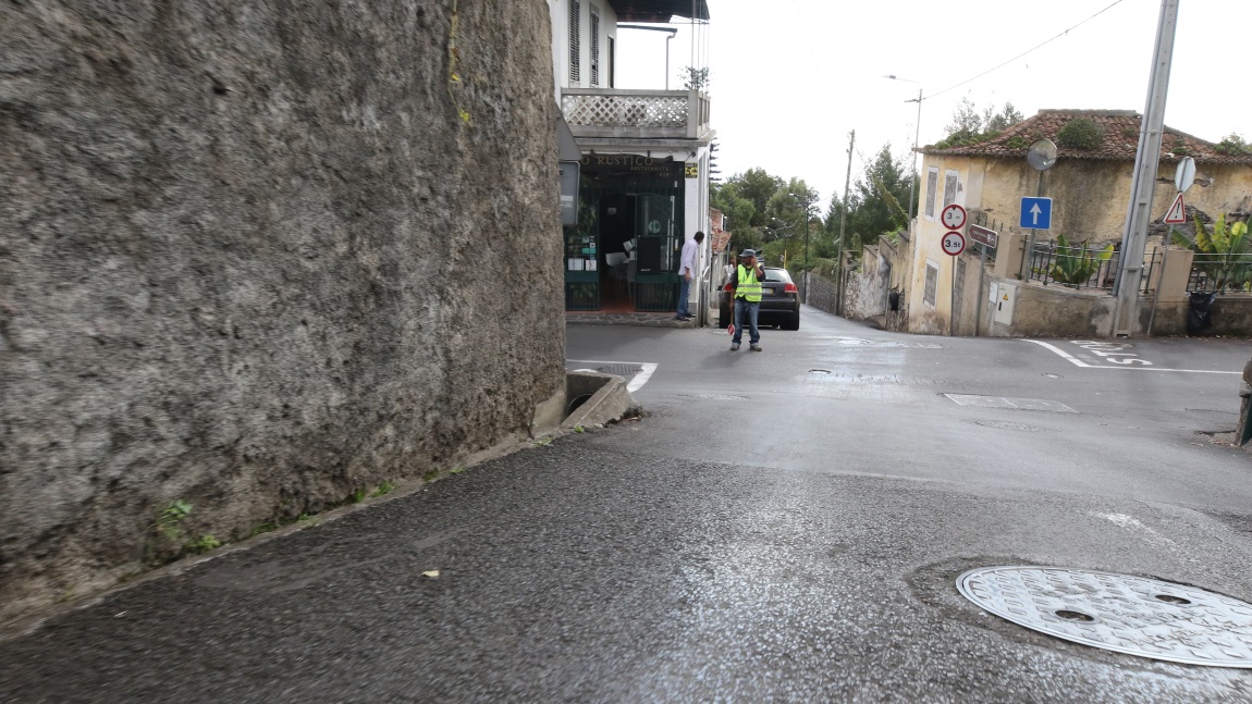 Street crossing